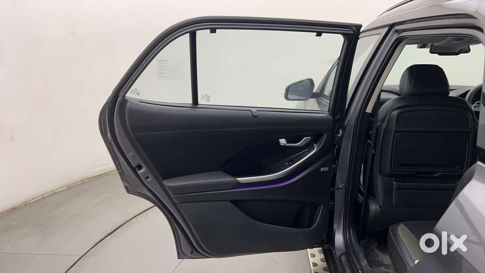 Hyundai Alcazar 1.5 Tdct Signature (o) 7s Petrol, 2023, Petrol