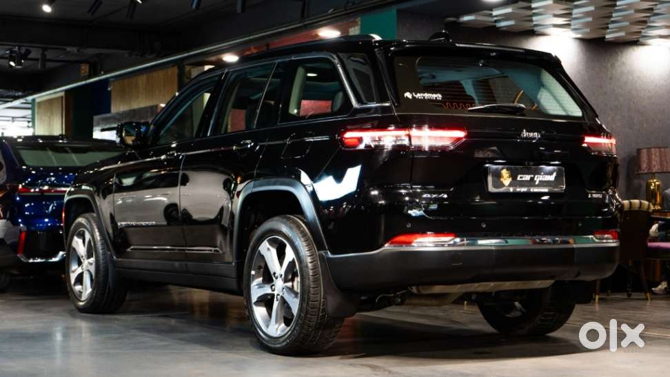 Jeep Grand Cherokee Limited (o) 4x4 At, 2024, Petrol