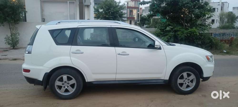 Mitsubishi Outlander 2.4 Cvt, 2010, Petrol