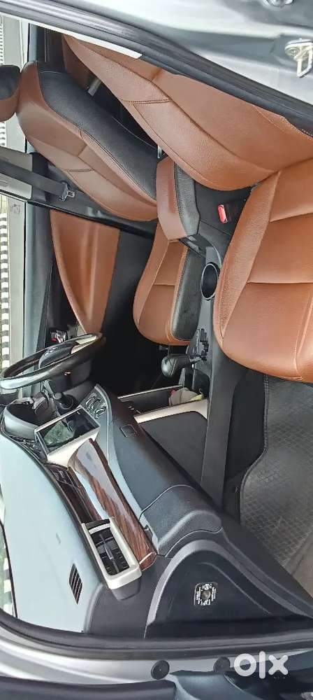 Toyota Innova Crysta 2018 Diesel Second Owner