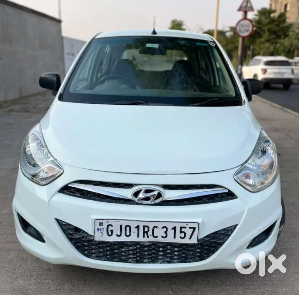 Hyundai I10 2013 Era Petrol + Cng 2nd Owner