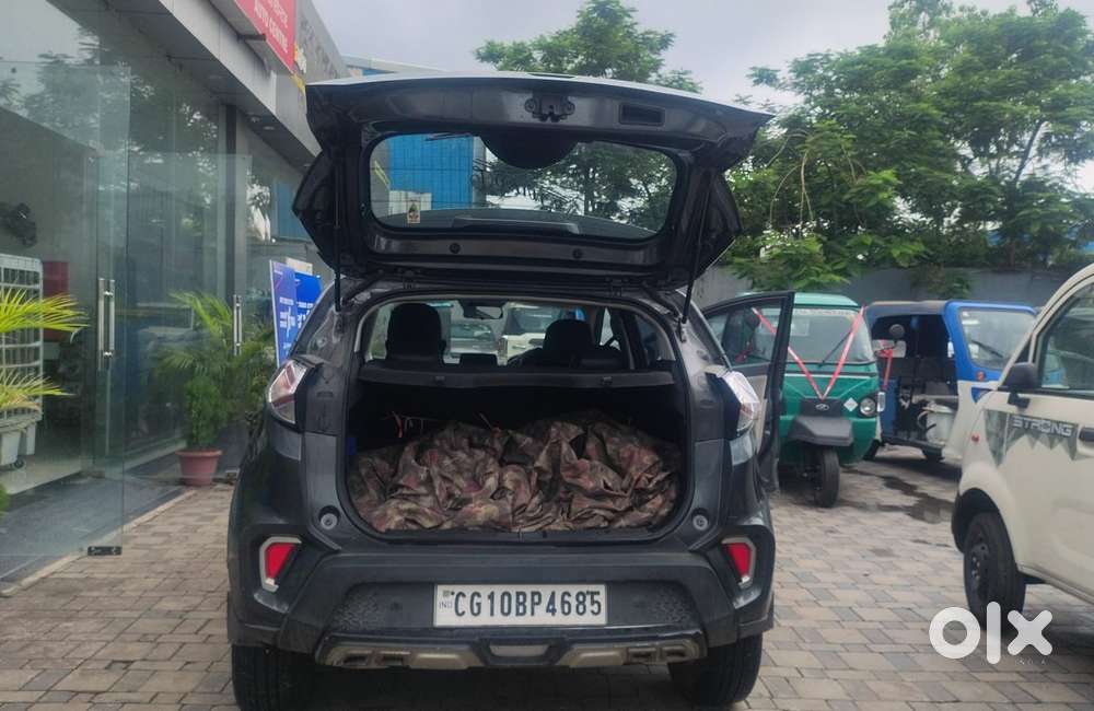 Tata Nexon 1.5 Revotorq Xz Plus (s), 2023, Petrol