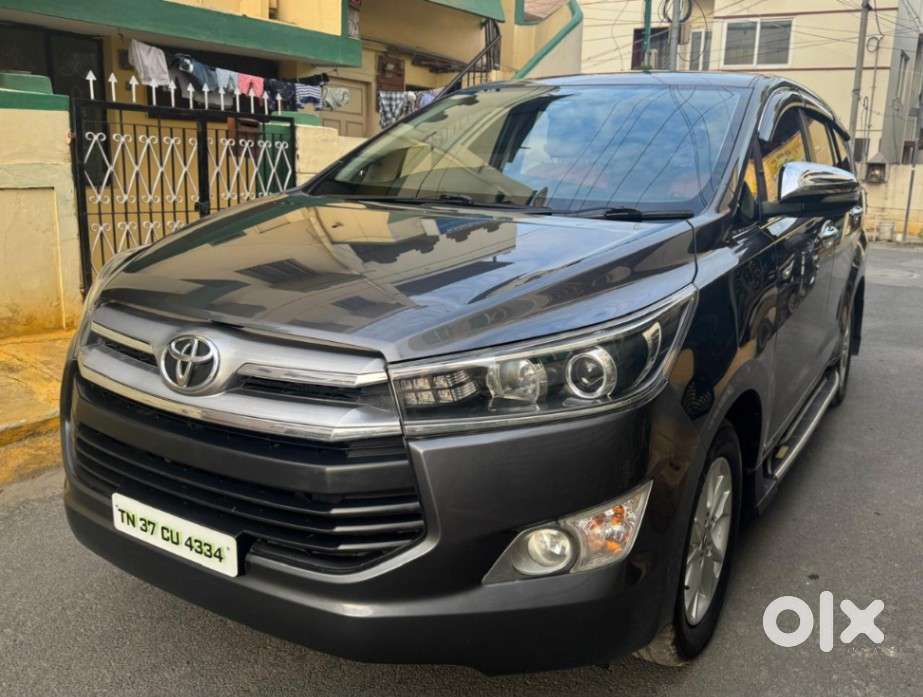 Toyota Innova Crysta 2.4 V, 2017, Diesel