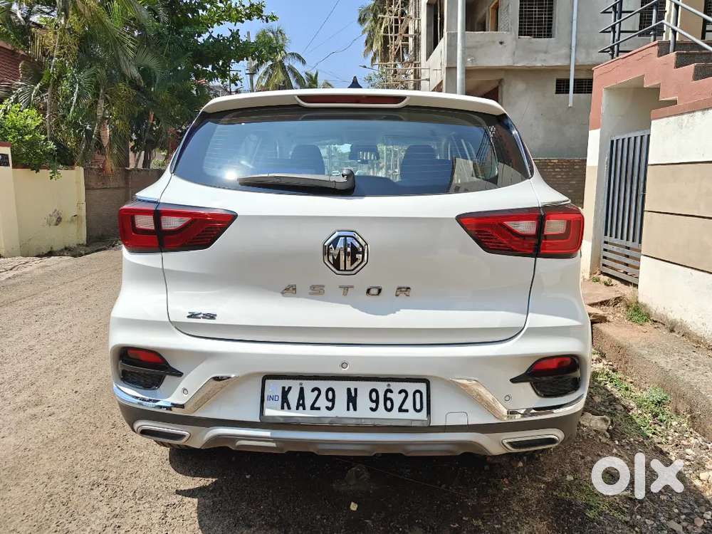 Mg Astor 2022 Petrol 11372 Km Driven