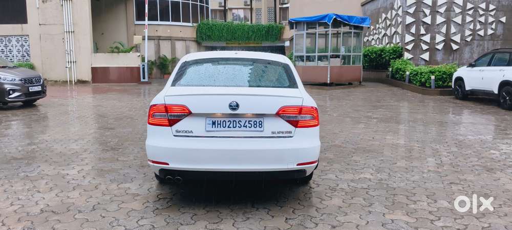 Skoda Superb Elegance 1.8 Tsi At, 2014, Petrol