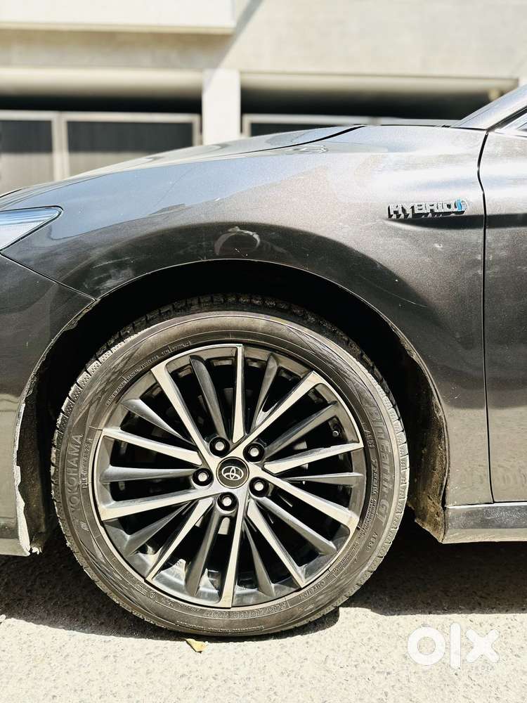 Toyota Camry 2.5 Hybrid, 2020, Petrol