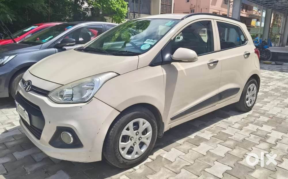 Hyundai Grand I10 [ ] 1.2 Kappa Vtvt Sportz At, 2014, Petrol