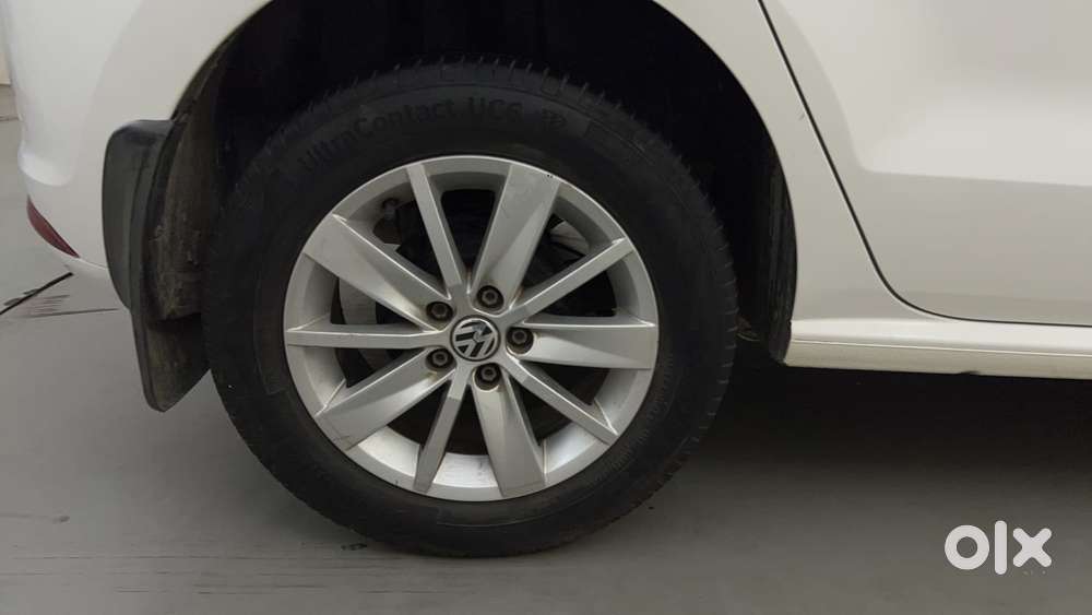 Volkswagen Polo 2009-2013 Petrol Highline 1.2l, 2015, Petrol