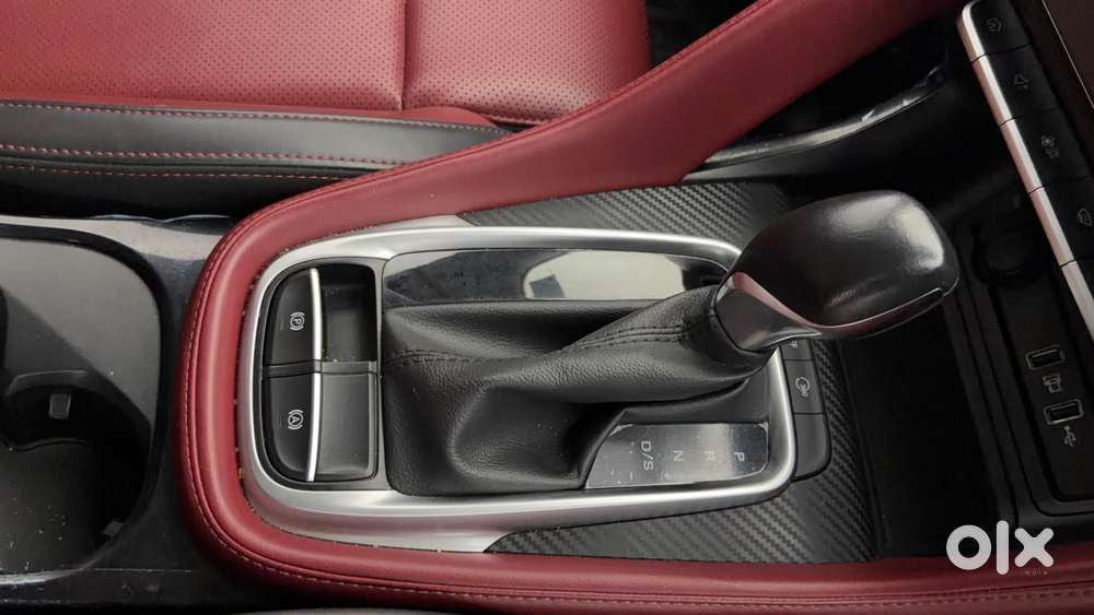 Mg Astor 1.5 Savvy Cvt S Red, 2023, Petrol