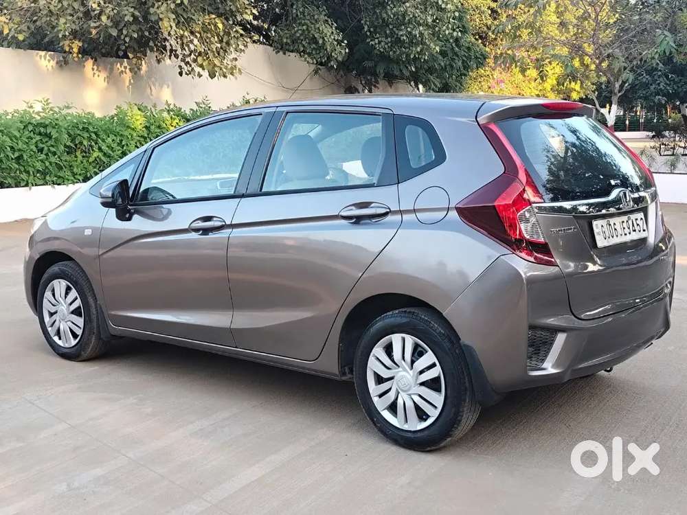 Honda Jazz 2015 Petrol 77000 Km Driven