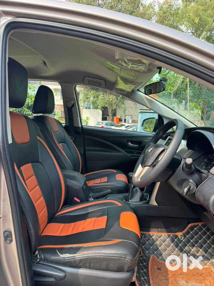 Toyota Innova Crysta [2020-ongoing] 2.4 Gx 7 Str, 2018, Diesel