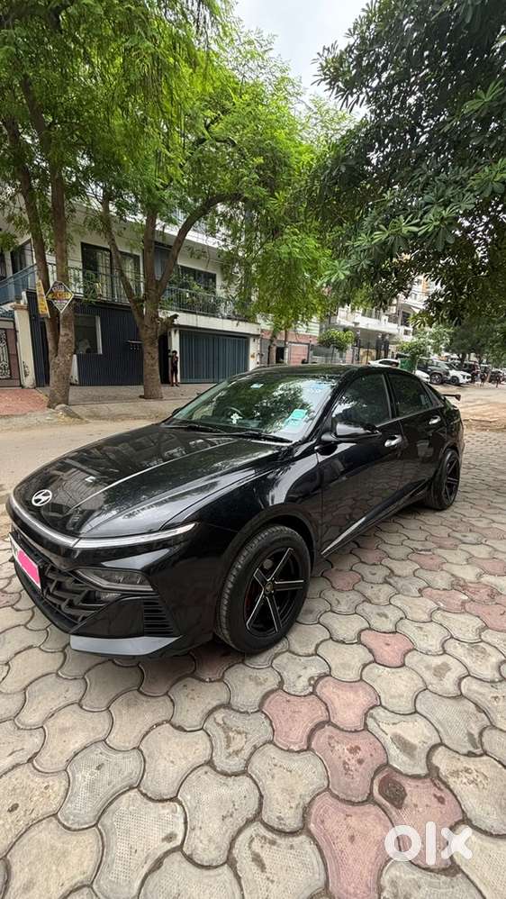 Hyundai New Verna Dec 2023 Black Petrol