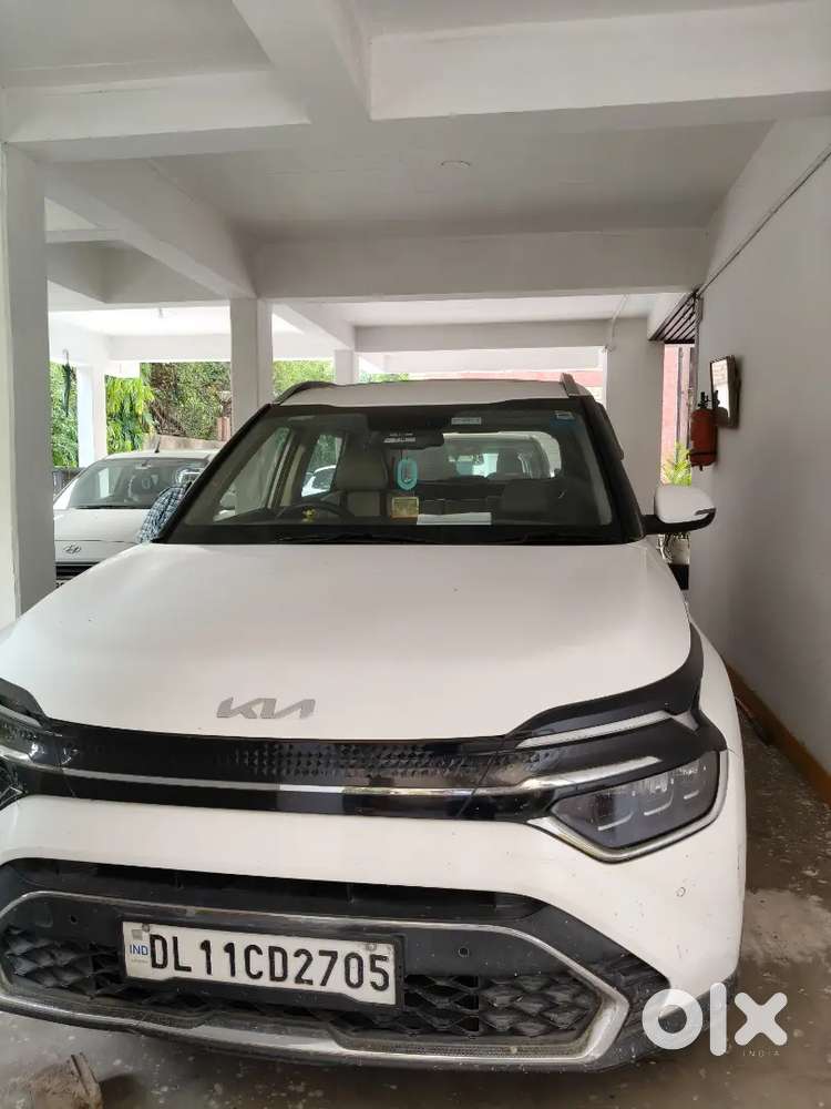 Kia Carens Luxury Plus Turbo 7 Str 2022