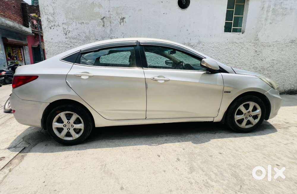 Hyundai Verna 2012 Diesel Model Well Maintained