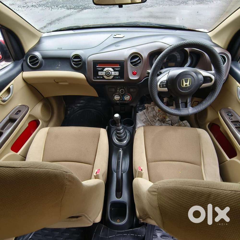 Honda Brio 2011-2013 V Mt, 2012, Petrol