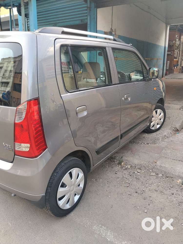 Maruti Suzuki Wagon R 1.0 Vxi Amt, 2016, Petrol