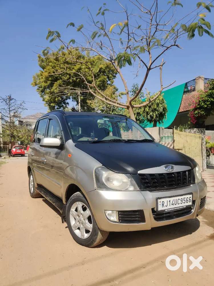 Mahindra Quanto 1.5 C8 2013