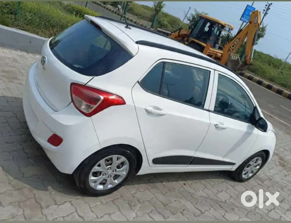 Hyundai Grand I10  2016 Petrol+cng