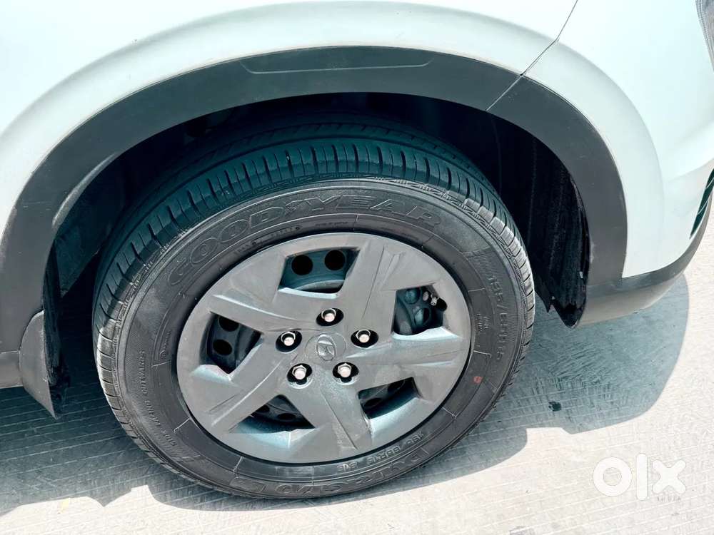 Hyundai Venue 1.0 Sx (o) Turbo Dct, 2024, Petrol