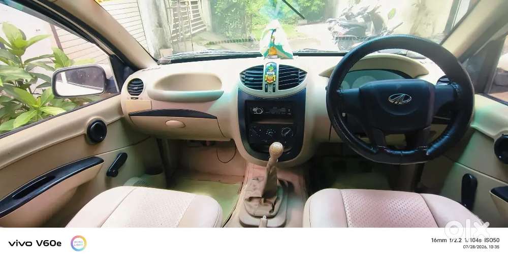 Mahindra Xylo 2015 Year New Tyre Gadi Mein Koi Kam Nahin Hai Insurance