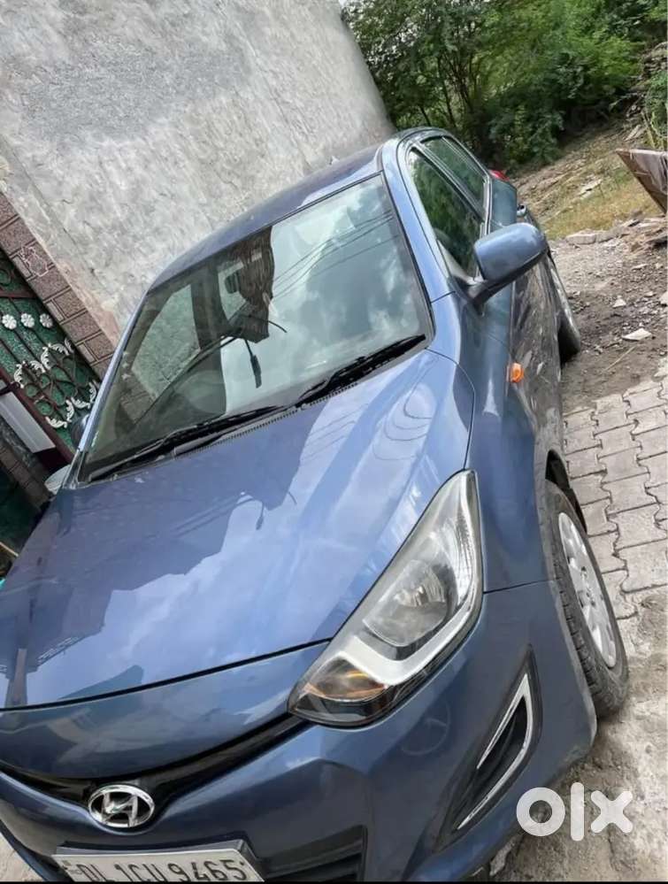 Hyundai I20 Magna 2012 Second-owner Car