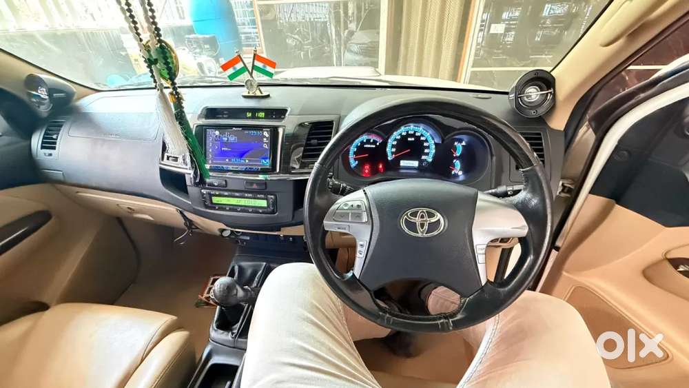 Toyota Innova Crysta [2020-ongoing] 2.4 Gx 7 Str, 2017, Diesel