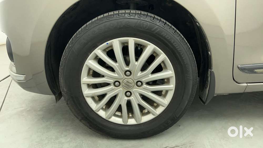 Maruti Suzuki Dzire 1.2 Zxi Amt, 2019, Petrol