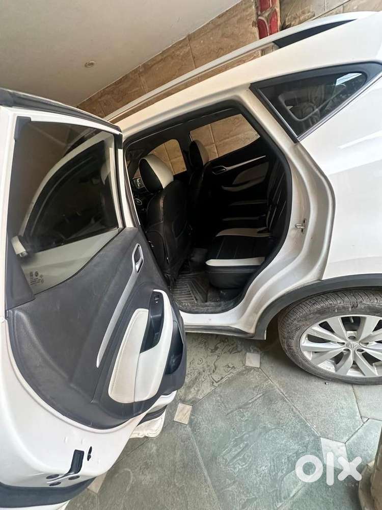 Mg Astor 2024 Petrol 12000 Km Driven