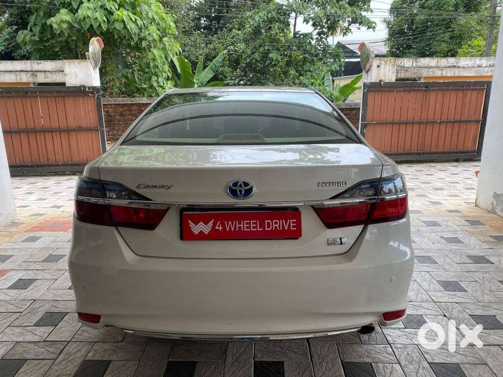 Toyota Camry 2.5 Hybrid, 2016, Petrol