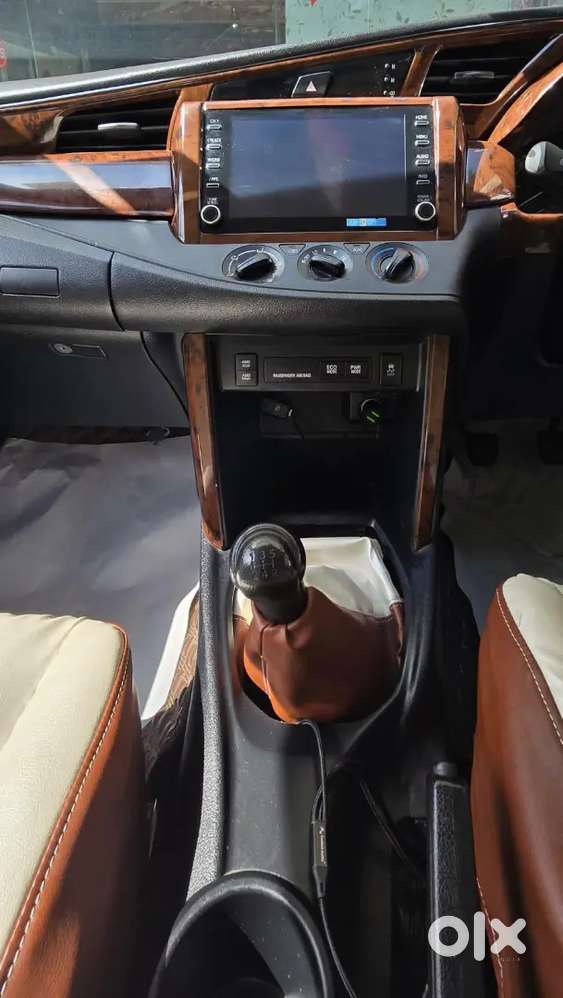 Toyota Innova Crysta 2.4 2021 Model Diesel Manual