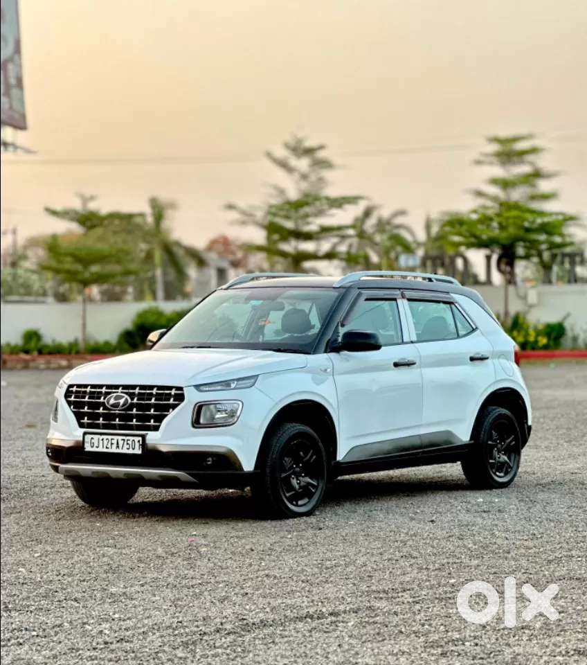 Hyundai Venue 1.2 S Plus, 2021, Petrol