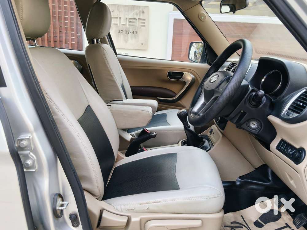 Mahindra Tuv 300 T10, 2019, Diesel