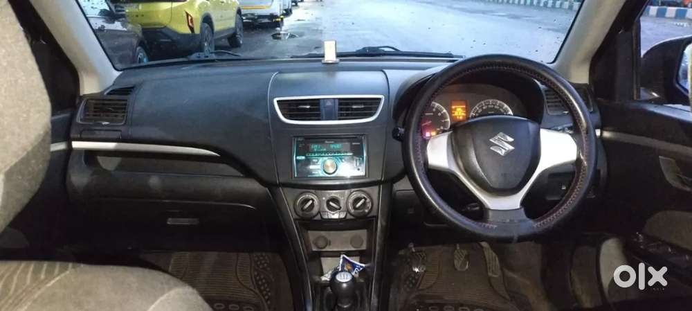 Maruti Suzuki Swift Vxi, 2012, Petrol