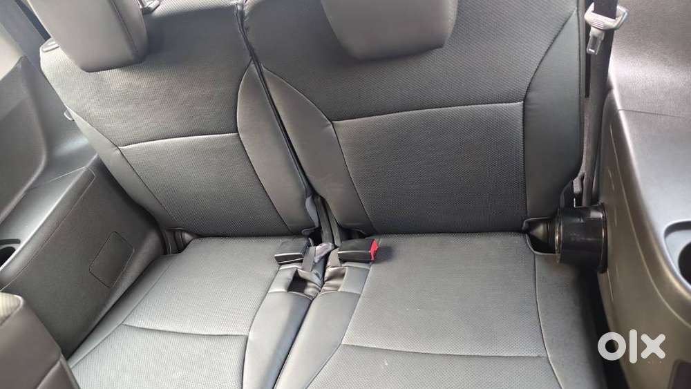 Maruti Suzuki Xl6 1.5 Alpha Plus At, 2022, Petrol