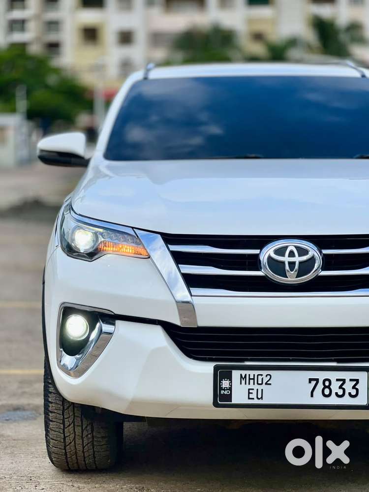 Toyota Fortuner 4x4 Manual Limited Edition, 2018, Diesel