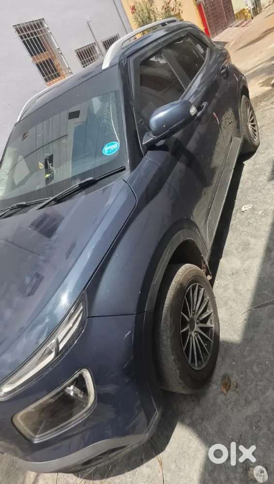 Hyundai Venue Petrol 2022
