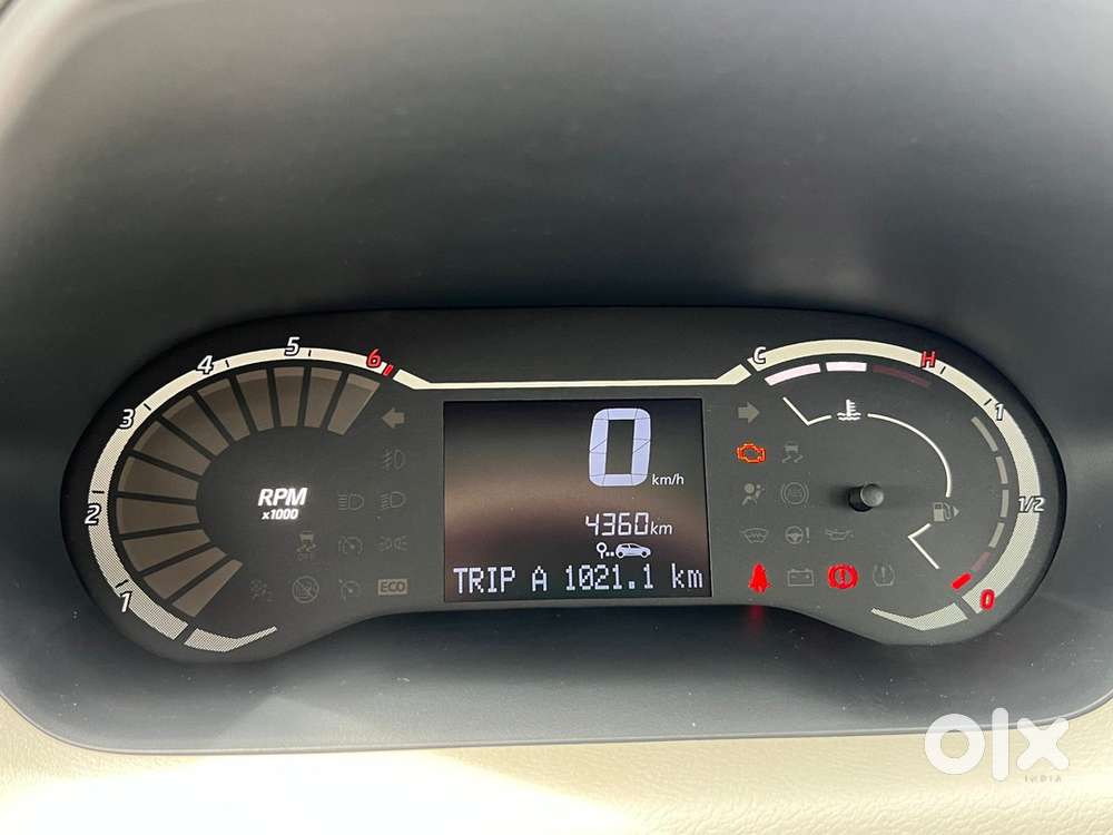 Nissan Magnite Petrol Manual 2024