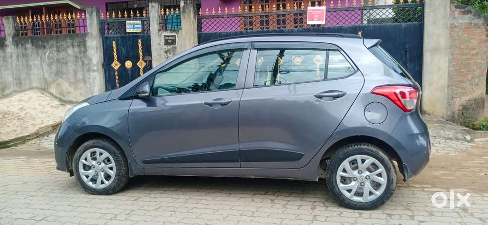 Hyundai Grand I10 Sportz(o) 1.2 Mt, 2017, Petrol