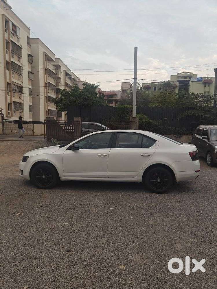 Skoda Octavia 2.0 Tdi Style Plus At, 2016, Diesel