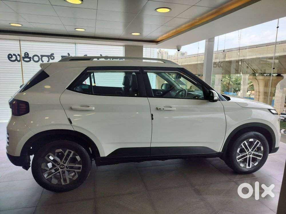 Hyundai Venue Sx Dual Tone Diesel, 2023, Diesel