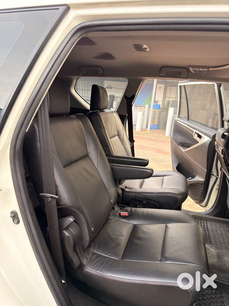 Toyota Car Automatic 2017