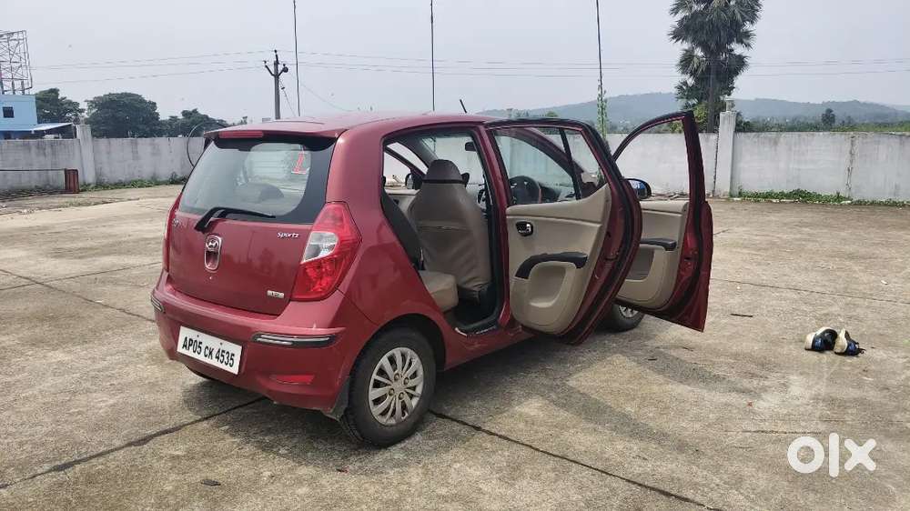 Hyundai Grand I10 Sportz 2013