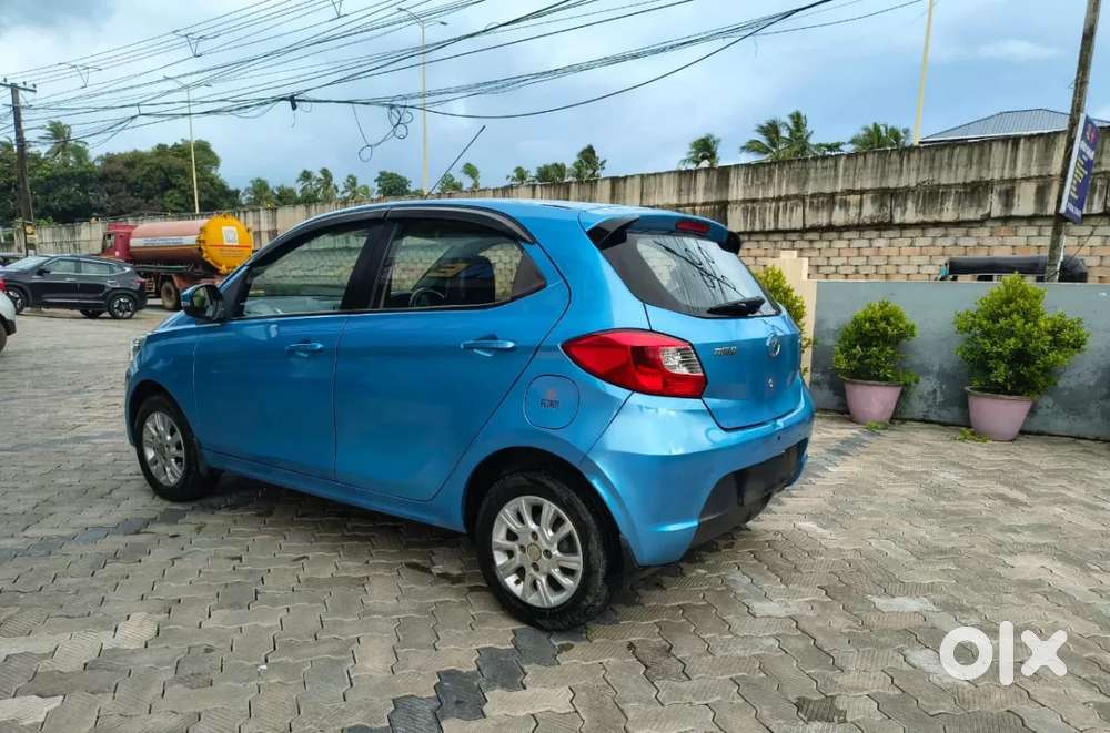 Tata Tiago Xza, 2018, Petrol