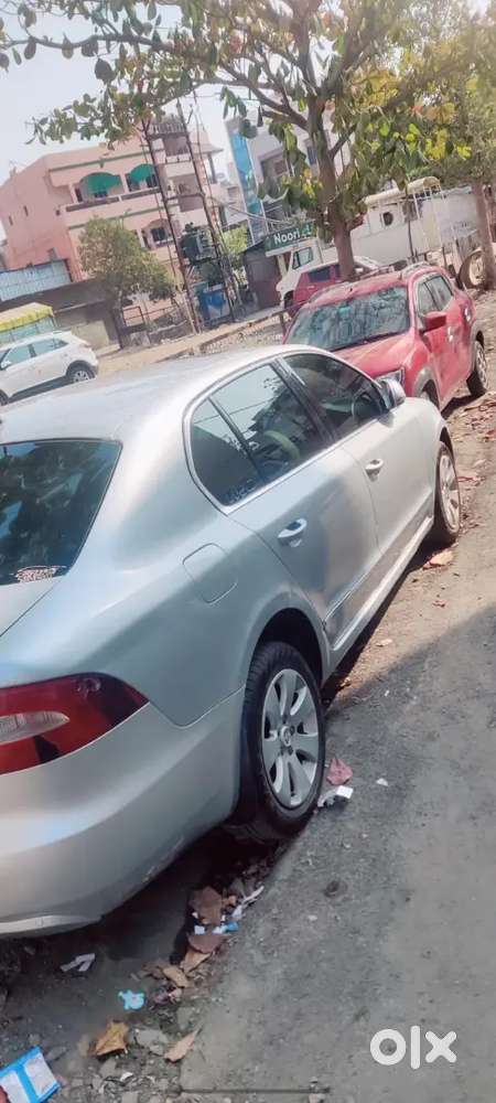 Skoda Superb Diesel All Electronic Function Okay Sunroof Working Condi