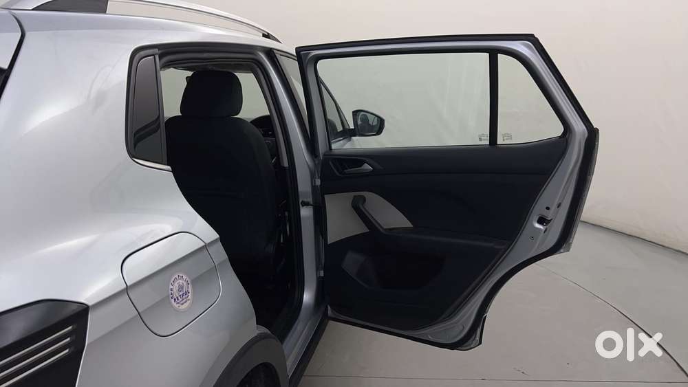 Volkswagen Taigun Topline 1.0 Tsi At (electric Seats), 2021, Petrol