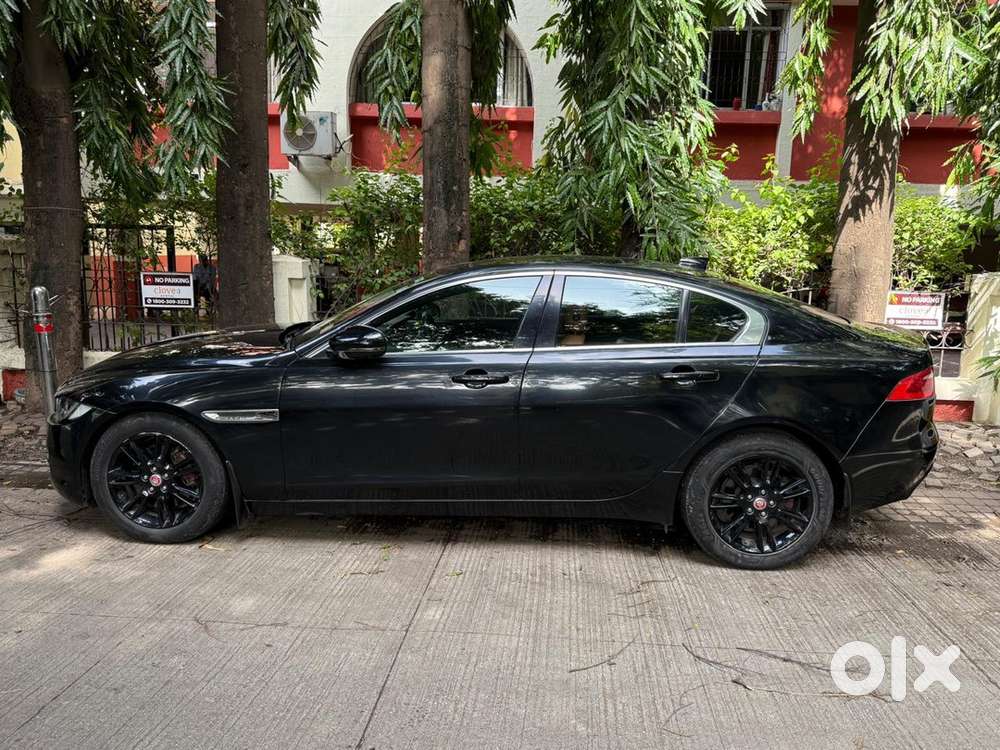 Jaguar Xe Diesel Portfolio 2017