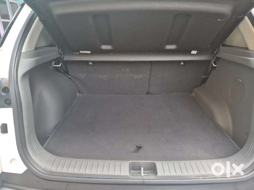 Hyundai Creta Sx (o)  2025  Petrol  Sunroof + Adas