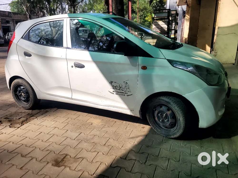 Hyundai Eon 2013 Petrol Well Maintained