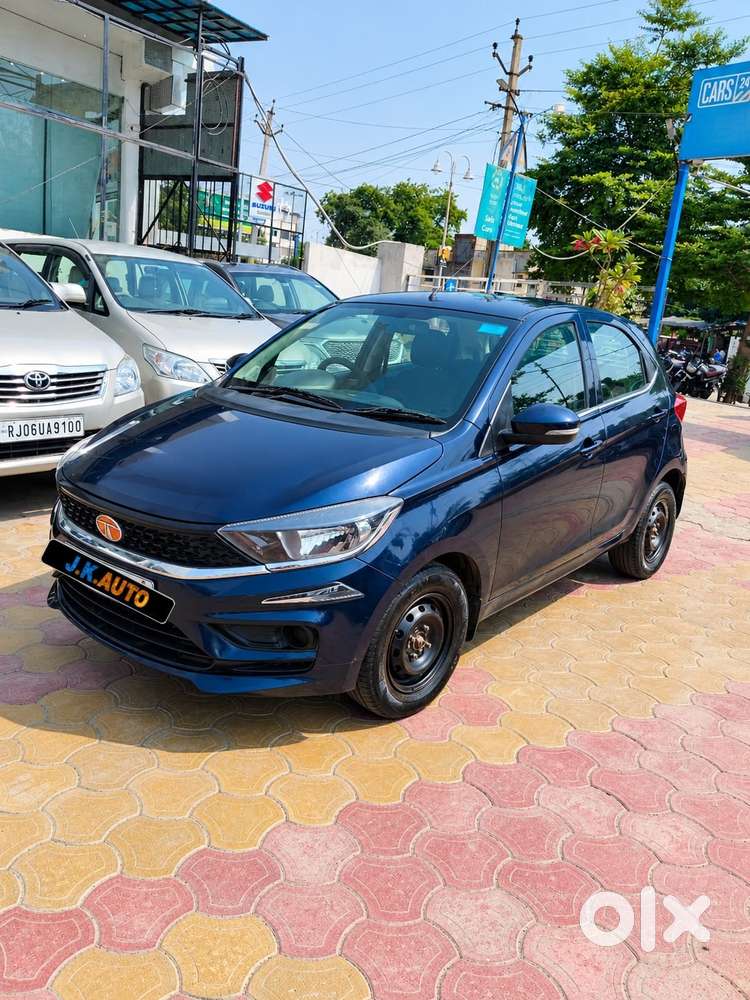 Tata Tiago 1.2 Revotron Xt (o), 2022, Petrol