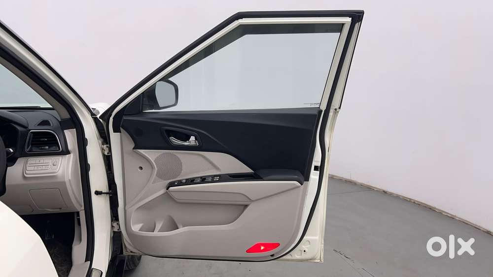 Mahindra Xuv300 W8 Option Diesel, 2019, Diesel